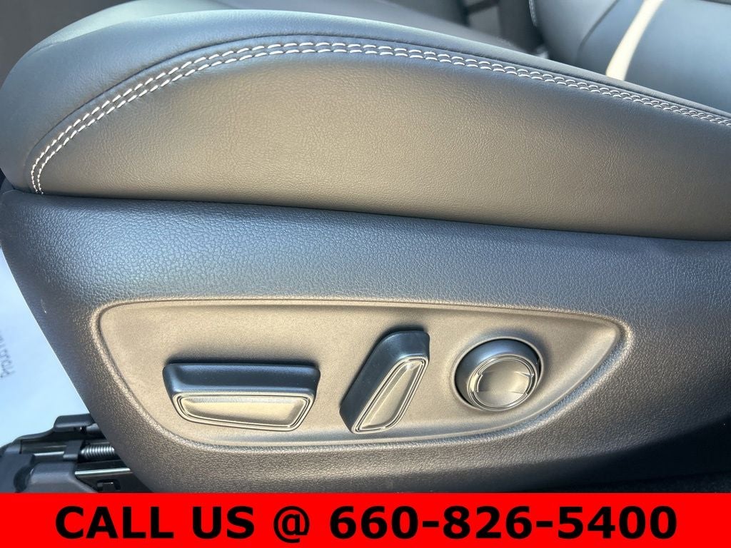 2025 Toyota RAV4 Hybrid XLE Premium