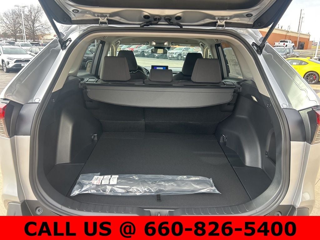 2025 Toyota RAV4 Hybrid XLE