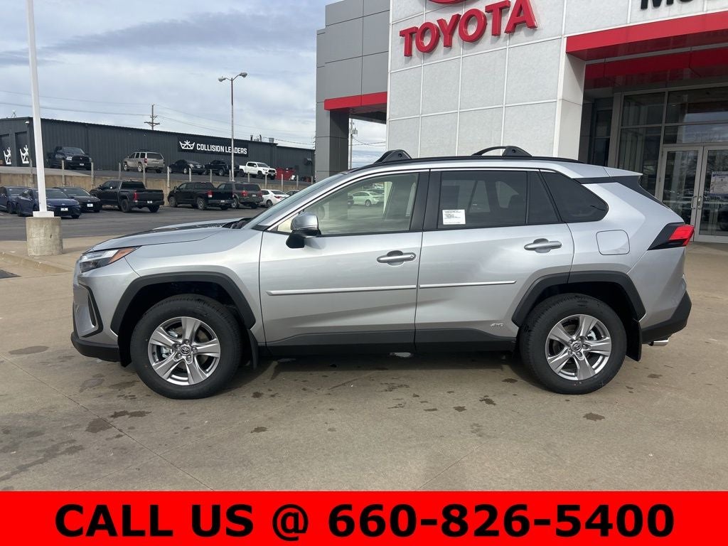 2025 Toyota RAV4 Hybrid XLE