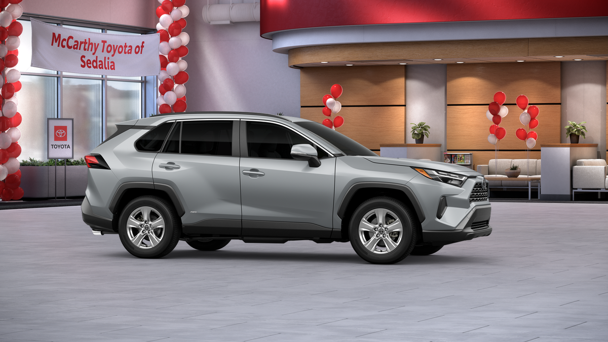 2025 Toyota RAV4 Hybrid XLE