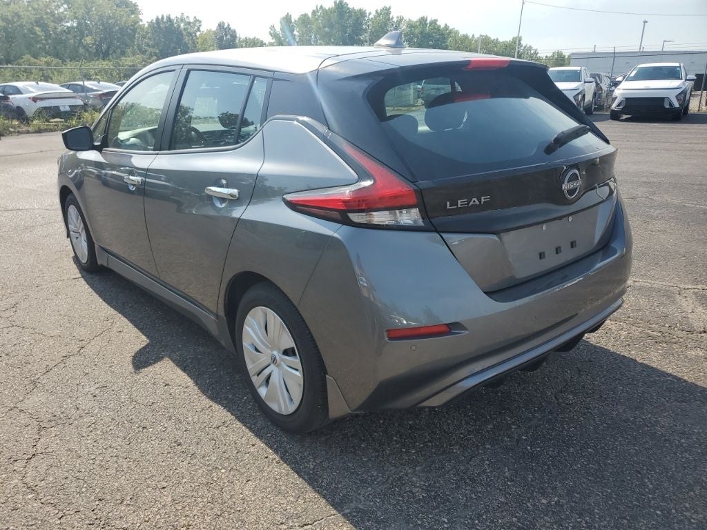 2025 Nissan Leaf S