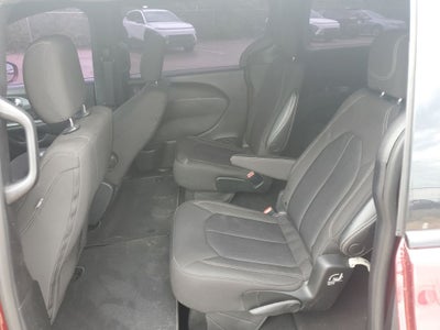 2021 Chrysler Pacifica Touring