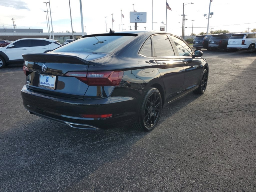 2021 Volkswagen Jetta R-Line