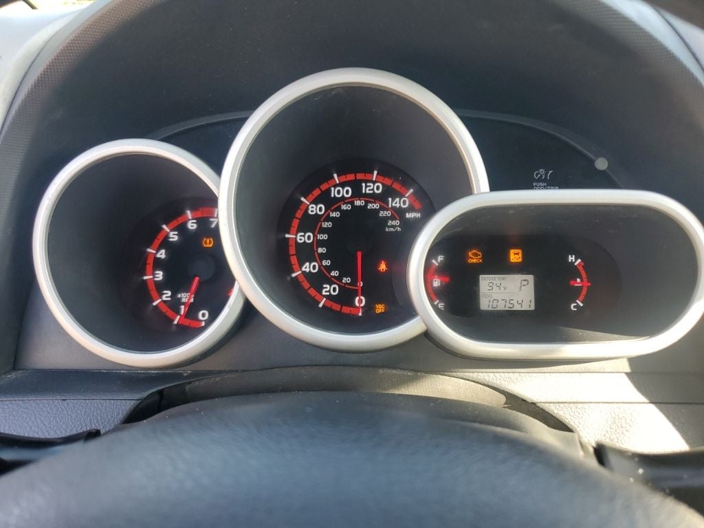 2009 Pontiac Vibe Base