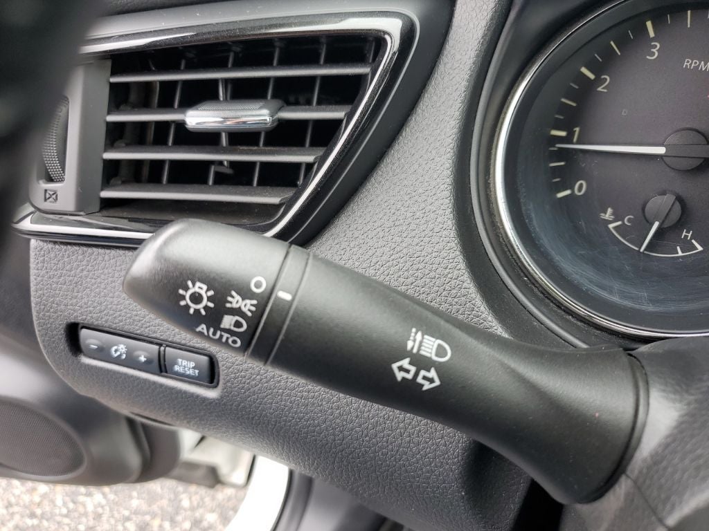 2020 Nissan Rogue Sport SL