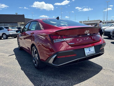 2025 Hyundai Elantra SEL Sport
