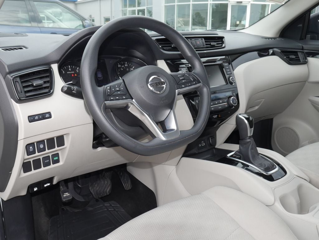 2020 Nissan Rogue Sport SV