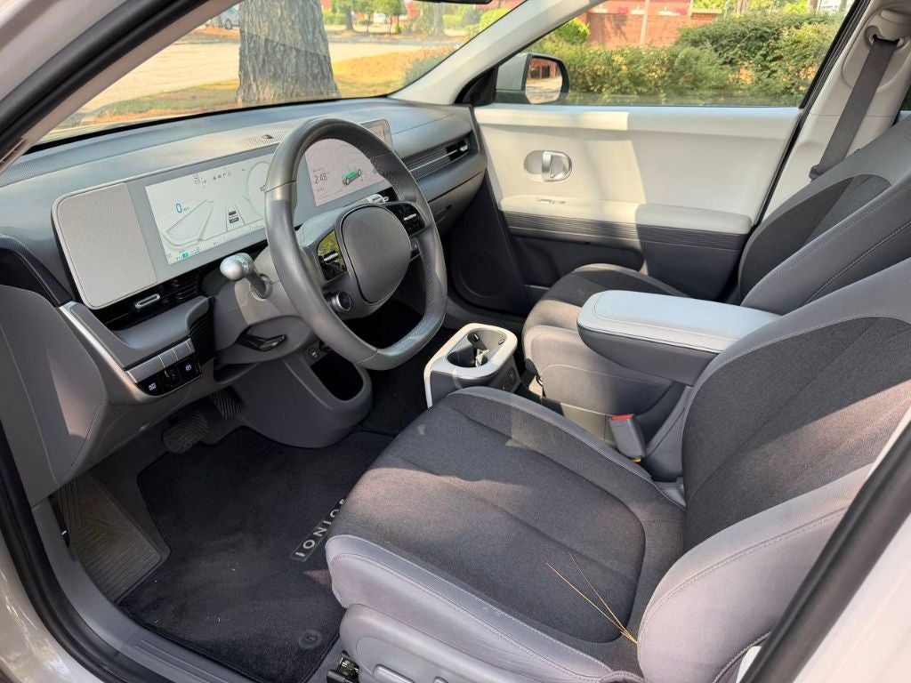 2024 Hyundai IONIQ 5 SEL