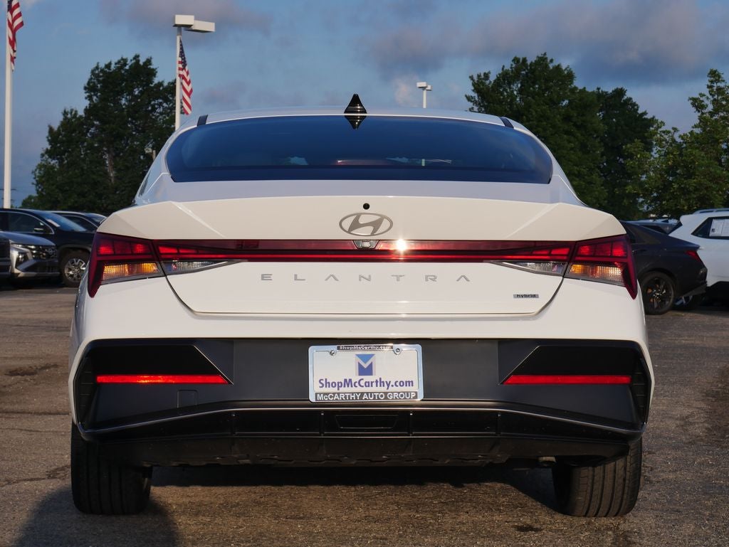 2025 Hyundai Elantra Hybrid Limited