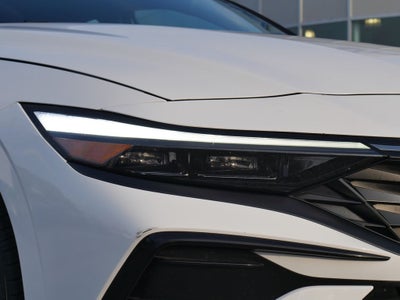 2025 Hyundai Elantra Hybrid Limited